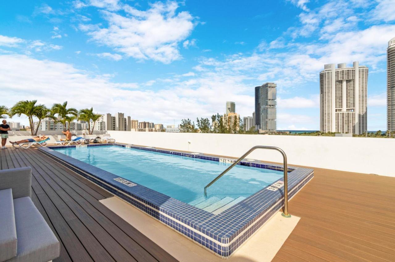 Roami At Sunny Isles Leilighet Miami Beach Eksteriør bilde